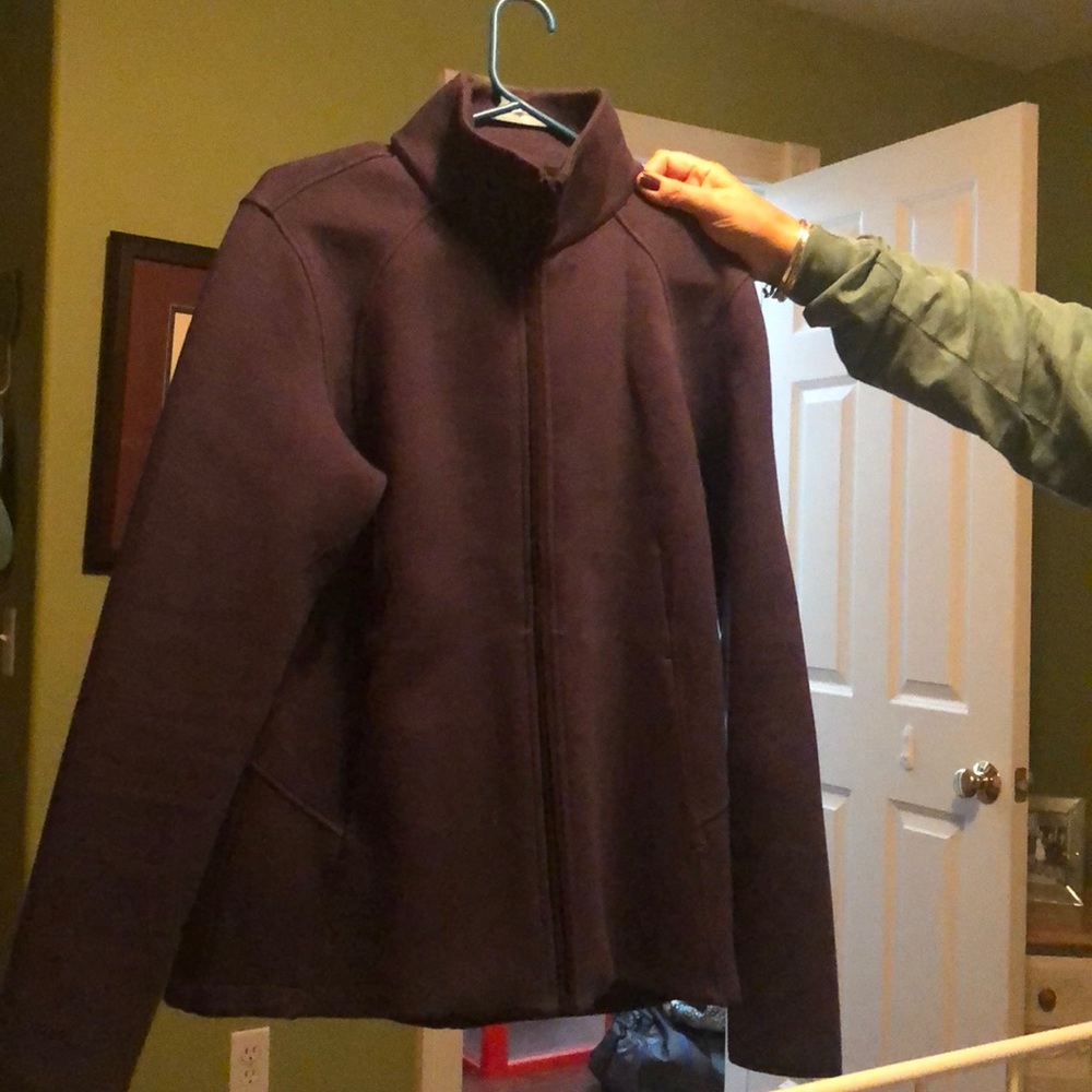 LULU LEMON JACKET